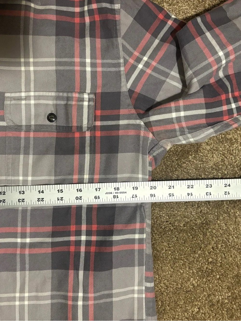 J.Crew Sporting Goods Plaid Flannel Shirt Mens M Gray Red 90s Style Button Up